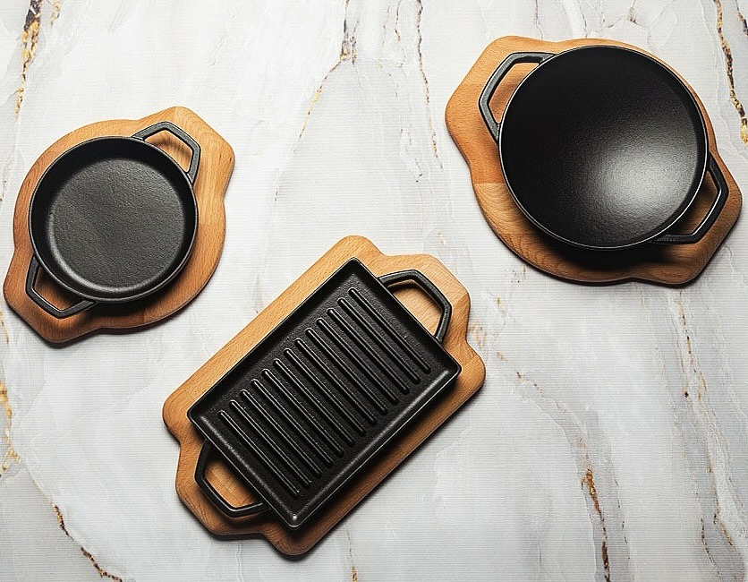 suporturi-de-lemn-pentru-vase-din-fontă